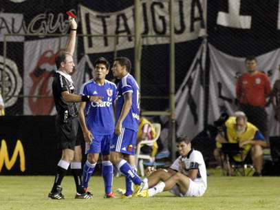 La U extendió mala racha al caer con Olimpia. Foto: Agencia Uno