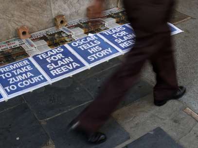 El caso del atleta domina las portadas de los diarios sudafricanos. Foto: Reuters