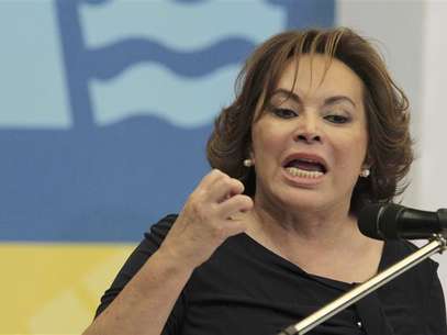 Elba Esther Gordillo, leader of Mexico's teacher's union, addresses the audience in Puebla April 7, 2011. Foto: Imelda Medina / Reuters