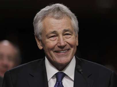 Former U.S. Senator Chuck Hagel (R-NE) testifies during a Senate Armed Services Committee hearing on his nomination to be Defense Secretary, on Capitol Hill in Washington, January 31, 2013. Foto: Kevin Lamarque / Reuters