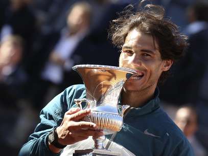 Nadal muerde su copa Foto: 