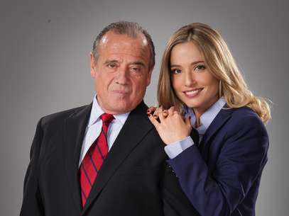 Mauricio Pesutic y María Elena Swett. Foto: Gentileza TVN