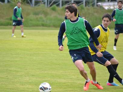Henrique Sereno con el peto de titular en el entrenamiento de este miércoles Foto: Dani Martín / Terra