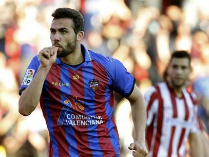 Iborra celebra un gol con el Levante Foto: EFE en español