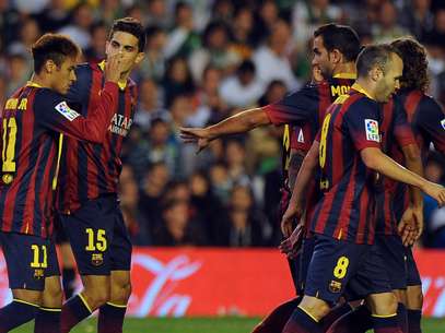 Neymar festeja seu gol, que trouxe tranquilidade para o Barcelona Foto: AFP