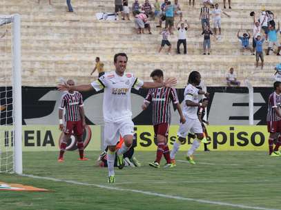 Thiago Ribeiro se destacou na partida e fez o gol após bela jogada Foto: Gustavo Sawada / Futura Press