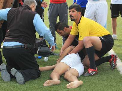 Jogador morreu durante partida neste domingo Foto: AFP