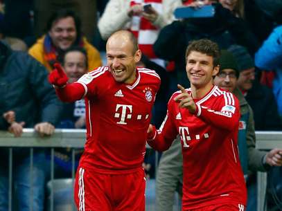 Robben (à esq.) se destacou e marcou os dois gols do Bayern Foto: Reuters