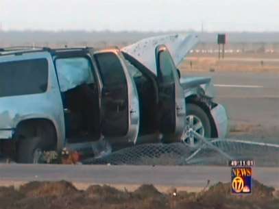 SUV na qual família brasileira viajava ficou destruída após acidente Foto: NBC / Reprodução