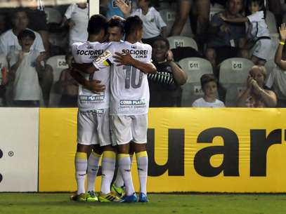 Santos repetiu goleada por 5 a 1 sobre o Corinthians Foto: Ivan Storti / Agência Lance