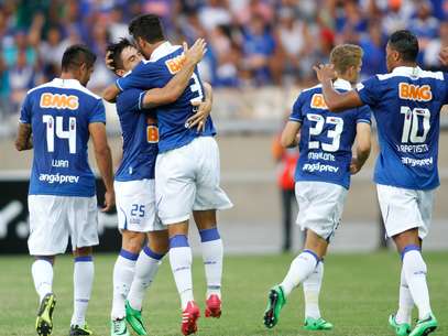 Reservas do Cruzeiro não tiveram trabalho para bater América-MG Foto: Ramon Bitencourt / Agência Lance