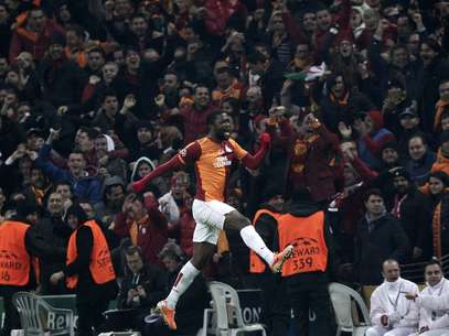 ... Mas Chedjou empatou para o Galatasaray Foto: Reuters