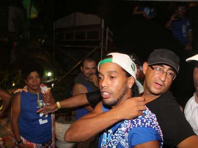 Ronaldinho Gaúcho irritou os vizinhos com festa barulhenta Foto: Wesley Costa / AgNews