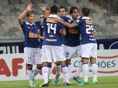 Cruzeiro derrotou Tupi e segue invicto no Mineiro Foto: Denis Dias / Gazeta Press