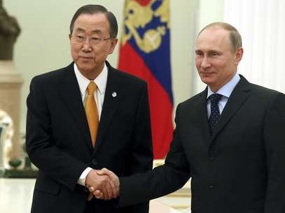 Ban-ki moon e Vladimir Putin discutiram a crise na Ucrânia durante encontro realizado no Kremlin, em 20 de março  Foto: Reuters