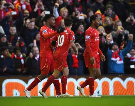 Sturridge, Coutinho e Sterling foram eficientes no ataque Foto: Shaun Botterill / Getty Images