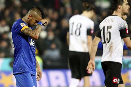 Vidal lamenta resultado ruim da Juventus Foto: Stefano Rellandini / Reuters