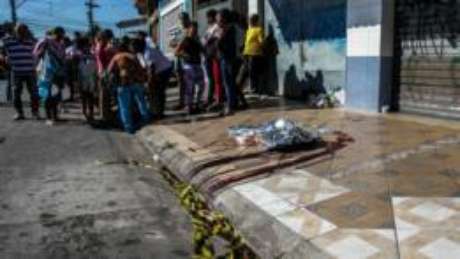 BBC Na capital e na Grande SP, mortos – incluindo os da chacina de quinta-feira passada – já somam 56, contra 49 de janeiro a dezembro do ano passado