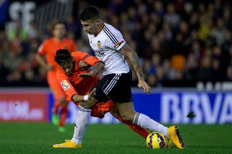 Otamendi esteve perto de se transferir para o Manchester United