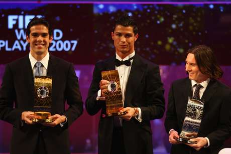 O último brasileiro a conquistar o prêmio foi Kaká, em 2007, quando defendia o Milan