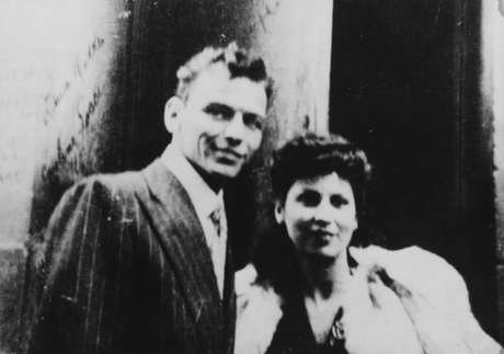 Sinatra junto a su primera mujer Nancy Barbato