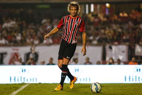 Lugano espera liberação do Cerro Porteño para se juntar ao São Paulo