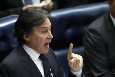 O presidente do Senado, Eunício Oliveira O presidente do Senado, Eunício Oliveira