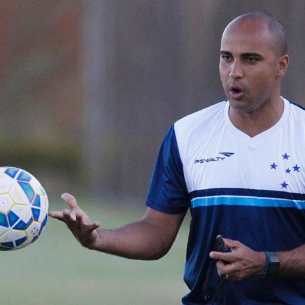 Resultado de imagem para imagens do jogador deivid
