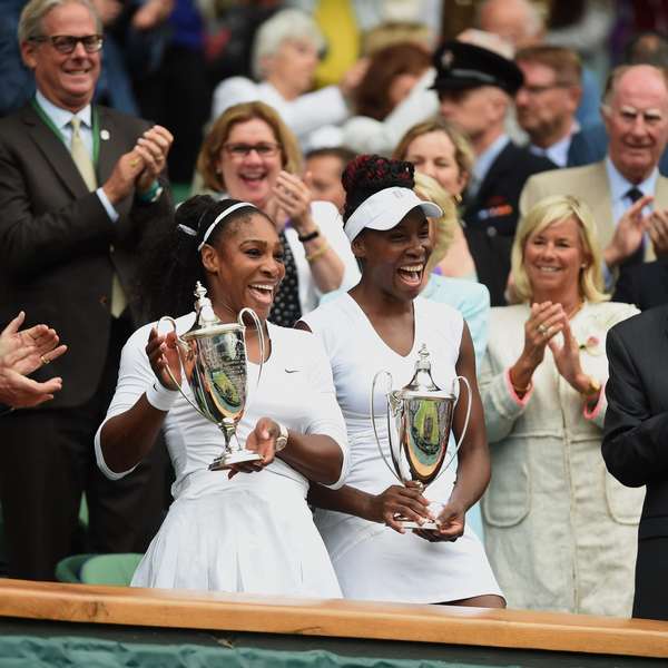 Irmãs Williams conquistam título de duplas em Wimbledon pela 6ª vez