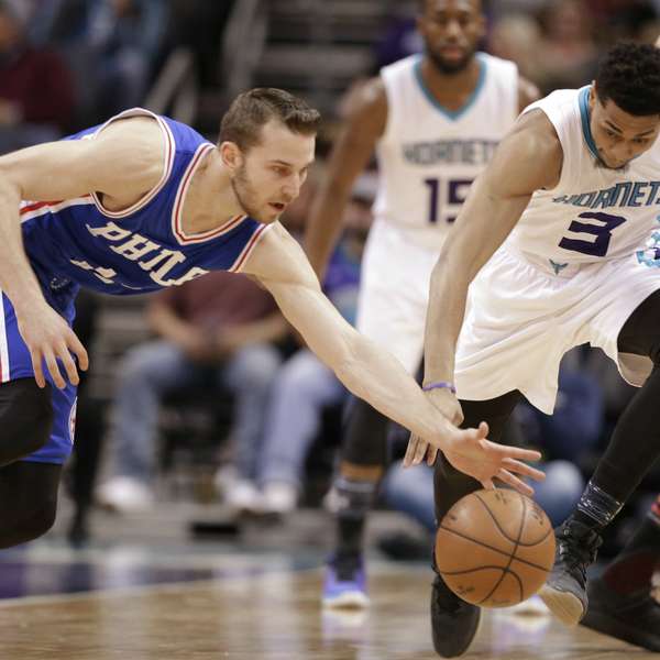 Los 76ers ligan tercera victoria ante los Hornets - Terra Chile