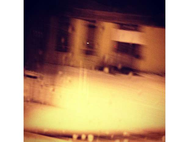http://p2.trrsf.com/image/fget/cf/619/464/images.terra.com/2013/01/16/3-eua-instagram-blind-film-critic-tommy-edison-neve-repro.jpg
