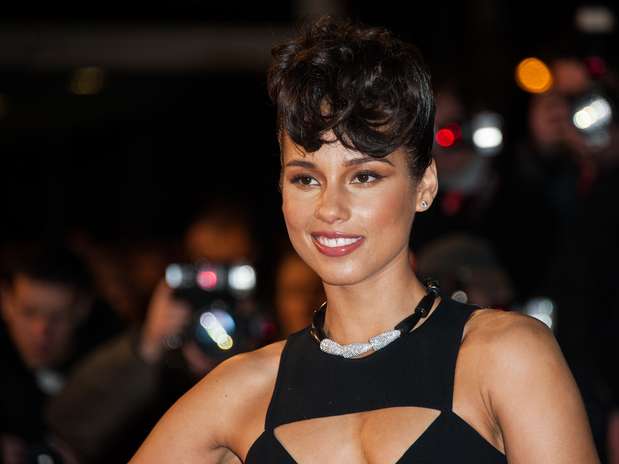 Alicia Keys was flirty and sexy at the NRJ Music Awards in France on January 26. The \