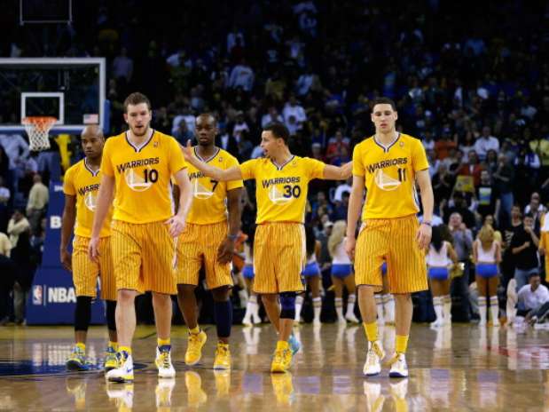 http://p2.trrsf.com/image/fget/cf/619/464/images.terra.com/2013/03/05/warriorsmanagas1.jpg