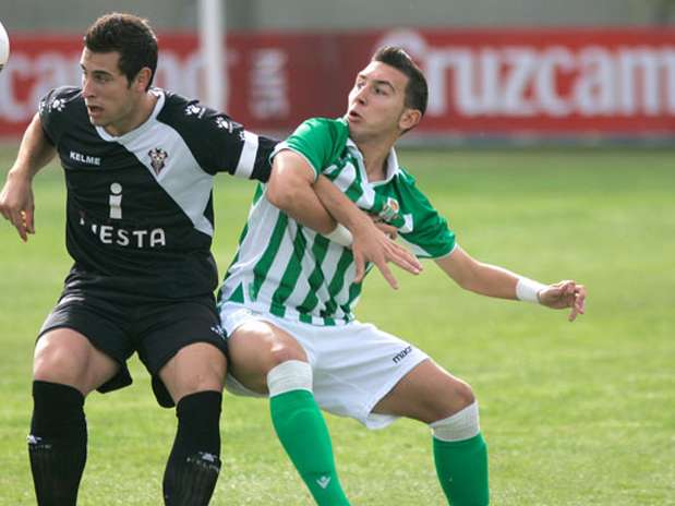 Francisco Varela, durante un partido con el Betis B Foto: Real Betis Balompié