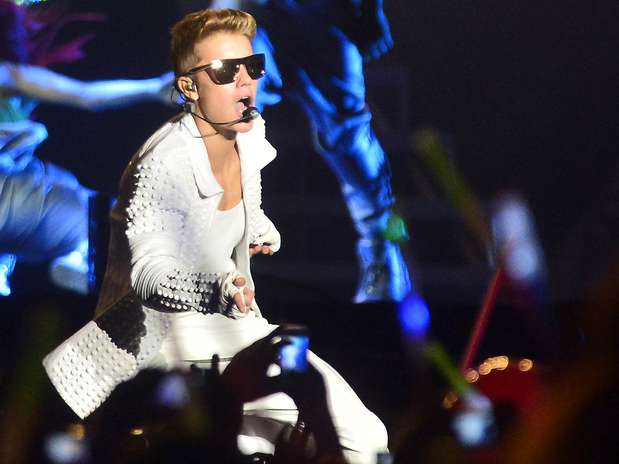 Justin Bieber se apresentou na praça da Apoteose, no Rio de Janeiro, no domingo (3) Foto: Daniel Ramalho / Terra