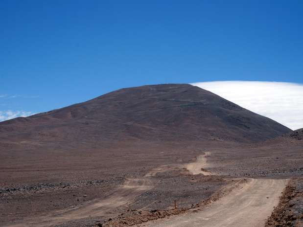 O Cerro Armazones, no Chile, terá o topo explodido para dar espaço à construção do E-ELT Foto: Matheus Pessel / Terra