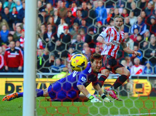 Penúltimo colocado, Sunderland comemorou vitória sobre o City Foto: Getty Images