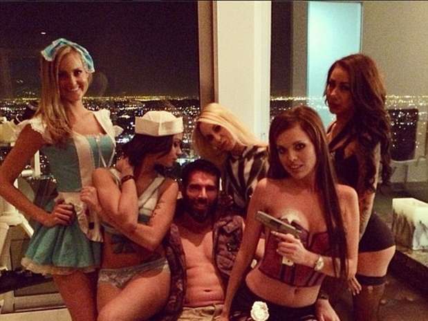 Milionário foi apelidado pelos seus mais de 100 mil seguidores de "O Rei do Instagram" Foto: Reprodução
