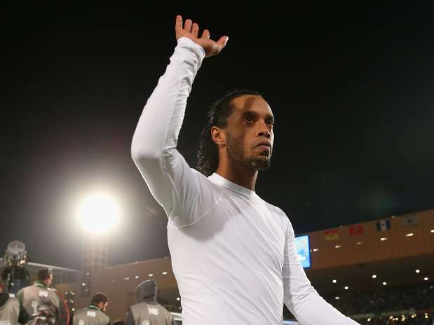 Ronaldinho fez longa negociação com o Besiktas, mas decidiu ficar no Atlético-MG Foto: Getty Images
