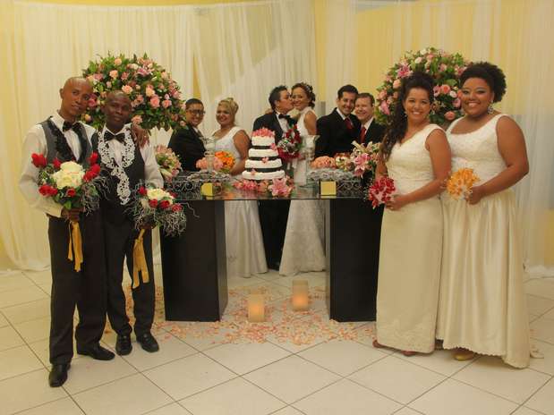 Casamento coletivo entre pessoas do mesmo sexo foi realizado no templo da Igreja Cristã Contemporânea em São Paulo Foto: Divulgação