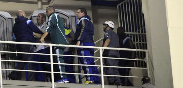 VÍDEO: Gerente do Palmeiras explica tentativa de agressão