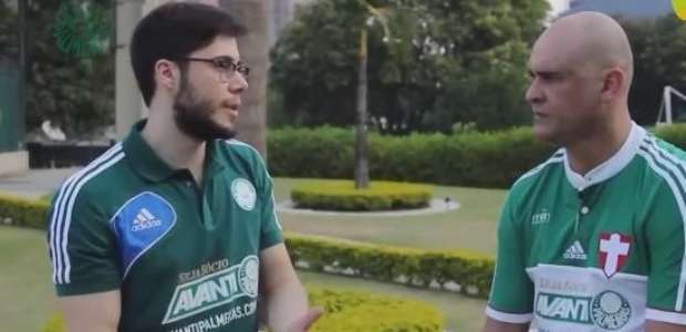 VÍDEO: Marcos diz a torcedor que ainda há amor a camisa no futebol