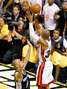 Heat revive ante Spurs y obliga un juego 7 en Finales NBA. Foto: Getty Images