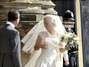Britain's Zara Philips, the eldest granddaughter of Queen Elizabeth, leaves Holyrood Palace for her marriage to England rugby captain Mike Tindall, at Canongate Kirk in Edinburgh, Scotland July 30, 2011.   REUTERS/Philip Ide/Pool          (BRITAIN - Tags: ENTERTAINMENT SOCIETY ROYALS SPORT) Foto: POOL / Reuters