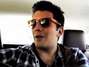 Gustavo Galindo interpreta "Canción Pal' Norte" en nuestro taxi Foto: Terra