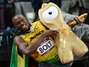 Bolt desata locura Foto: AFP