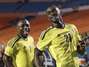 Los colombianos Jackson Martínez (21) y Pablo Armero (7) celebran tras el gol de Martínez ante Guatemala en un partido amistoso en Miami el miércoles 6 de febrero de 2013.  Foto: Alan Diaz / AP
