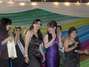Olvidando la dura jornada a la que se enfrentan en la cárcel, con emoción las candidatas escucharon los resultados y auparon a las féminas que lograron un puesto de honor dentro del cuadro final Foto: EFE