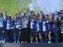Así recibió la copa el Porto tras vencer al Paços Ferreira. Foto: Captura