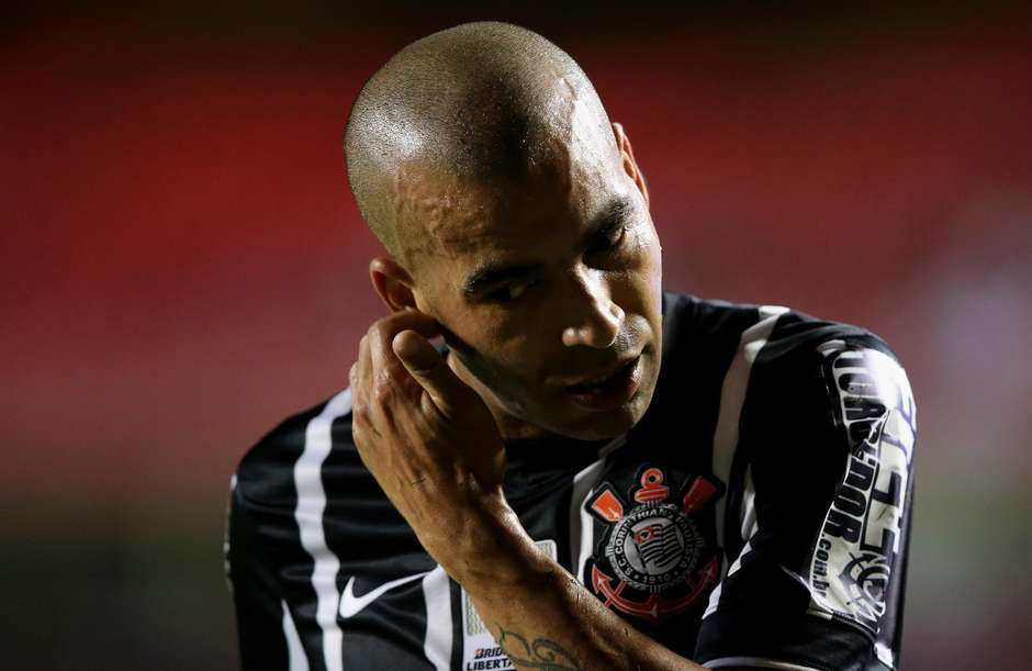 Emerson e Mendoza são denunciados e correm risco de punição